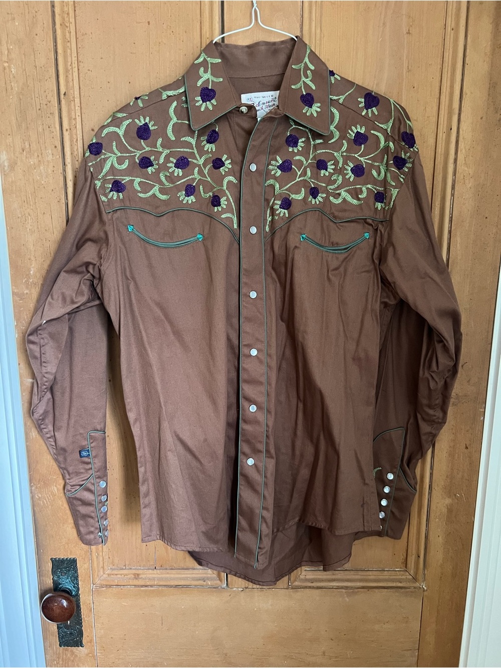 Rockmount Ranch Wear Embroidered Snap-Front Shirt with Purple Floral Detail
